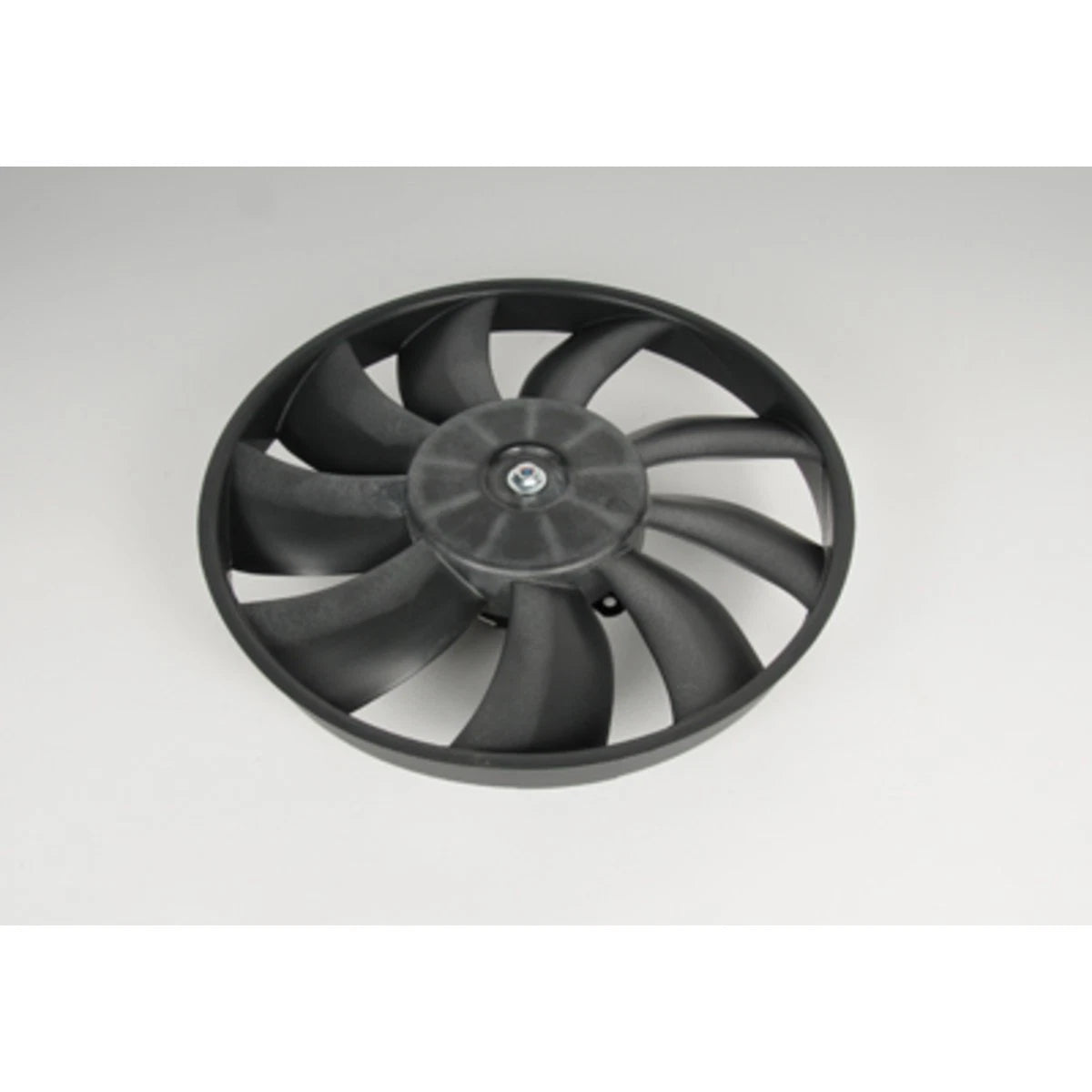 Cooling Fan Assembly for Cadillac Oldsmobile (1998–2005) 15-8778