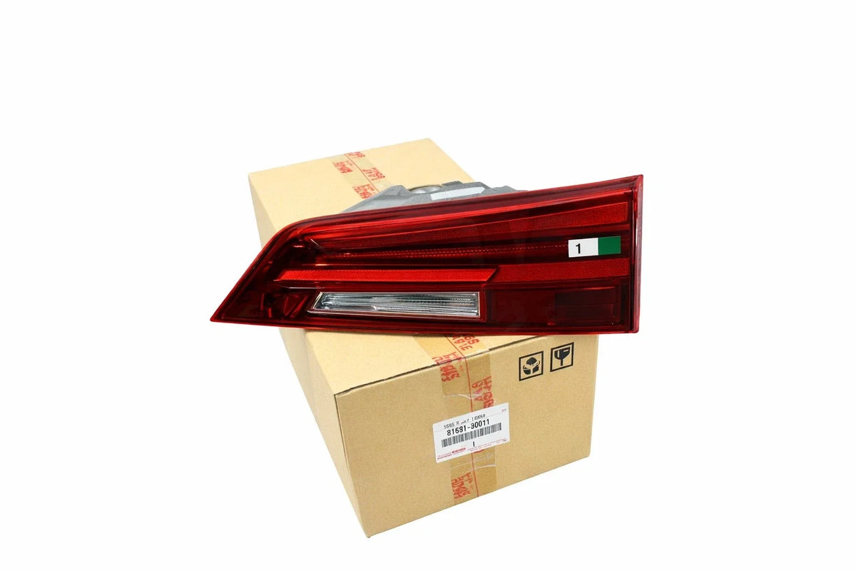 Rear Left Back Up Light Assembly for Lexus IS350 (2006–2013) 8159153141