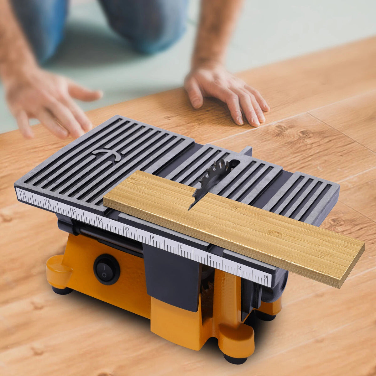 4 Inch Mini Table Saw for Hobby Craft (No Part Numbers)