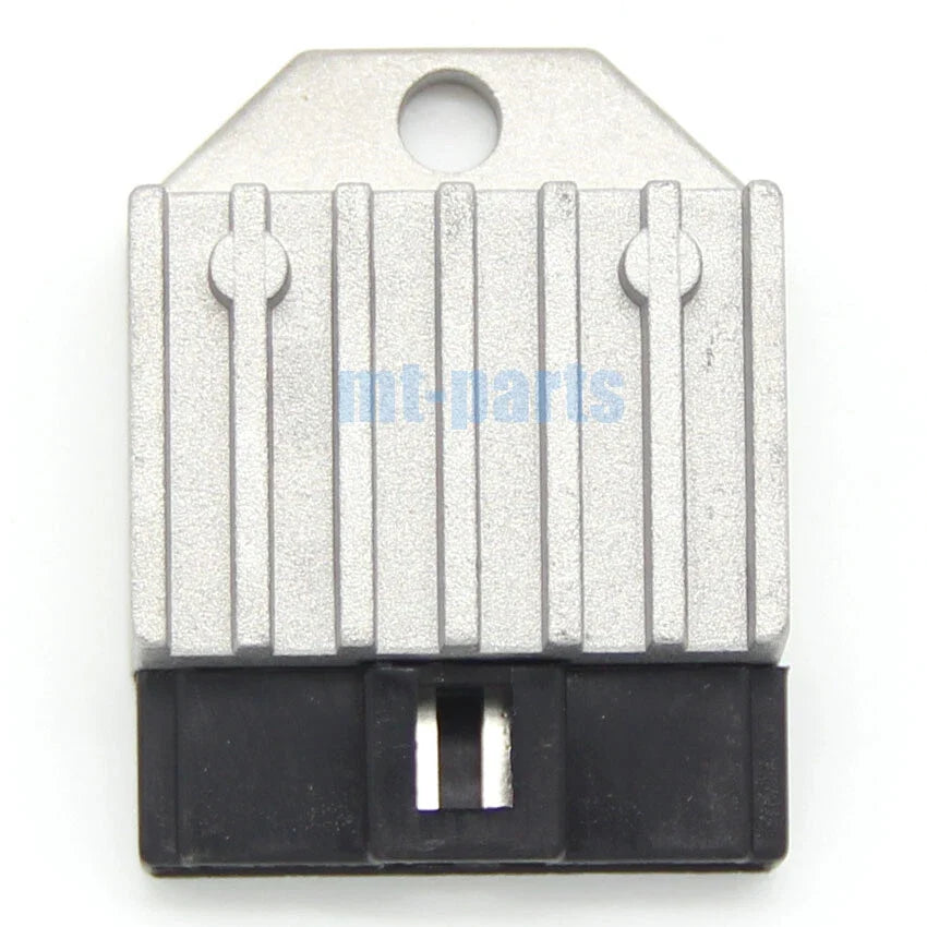 Voltage Regulator/Rectifier for Yamaha V-Max 600 VX600 / V-Max-4 800 VX800 (1996)