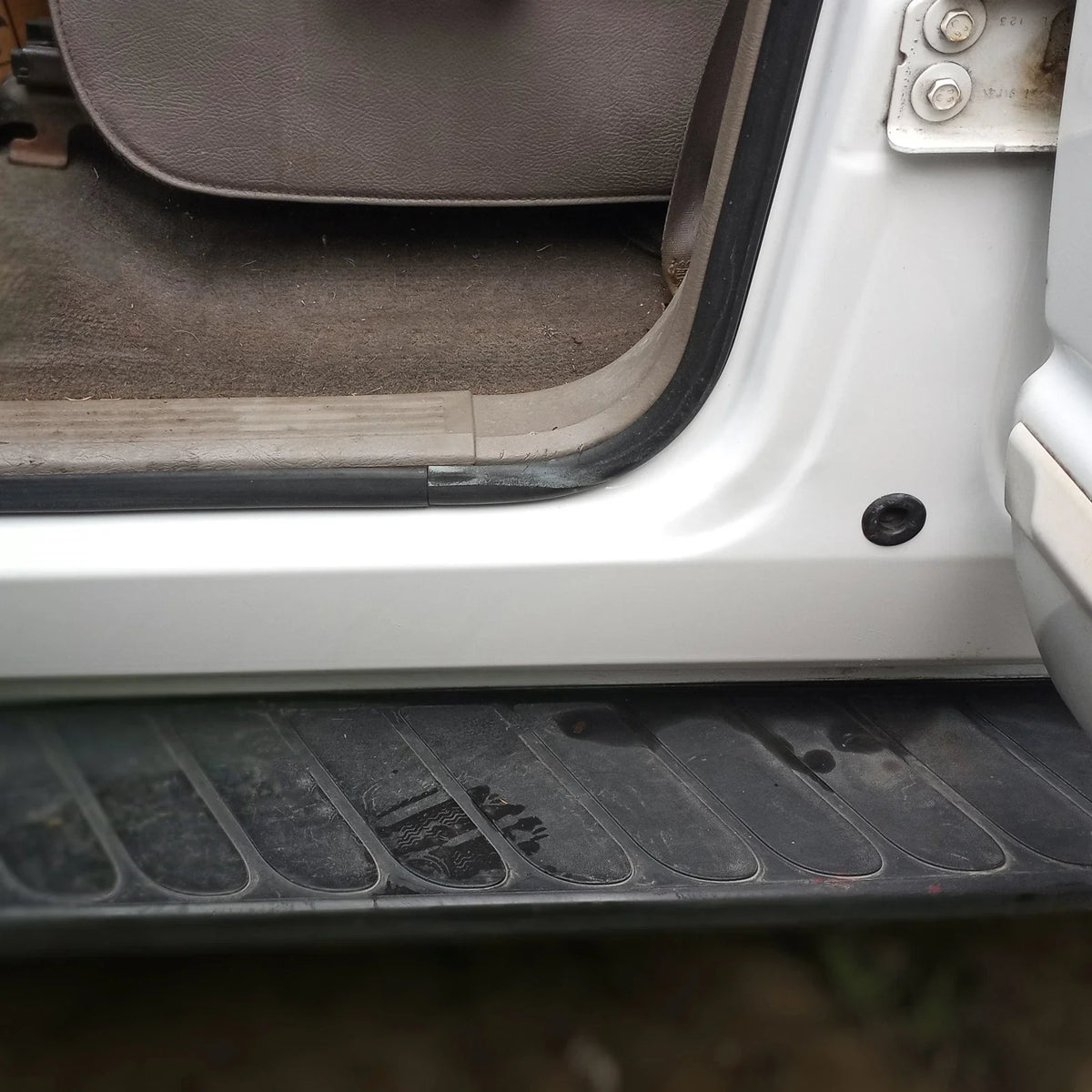 Set of 2 Rocker Panels for Dodge Ram 1500 2500 3500 (2002–2008) Black