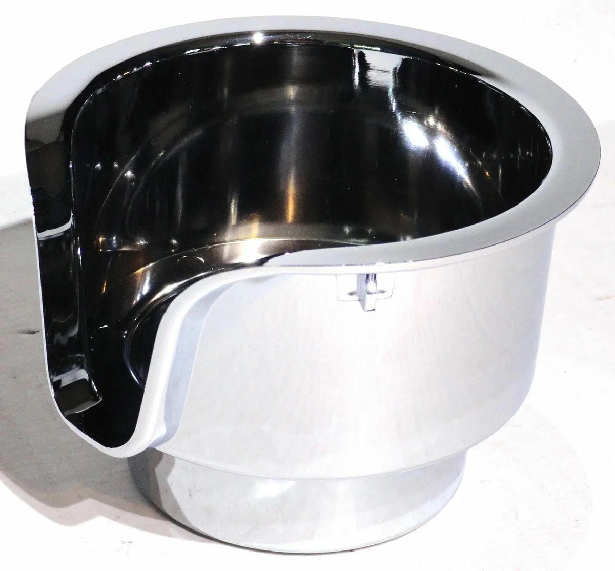 Center Cup Holder for Kenworth (2002–2008) GG#68722