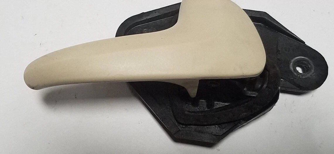 Door Handle RH for Lincoln Mark VIII (1993–1998) Ivory