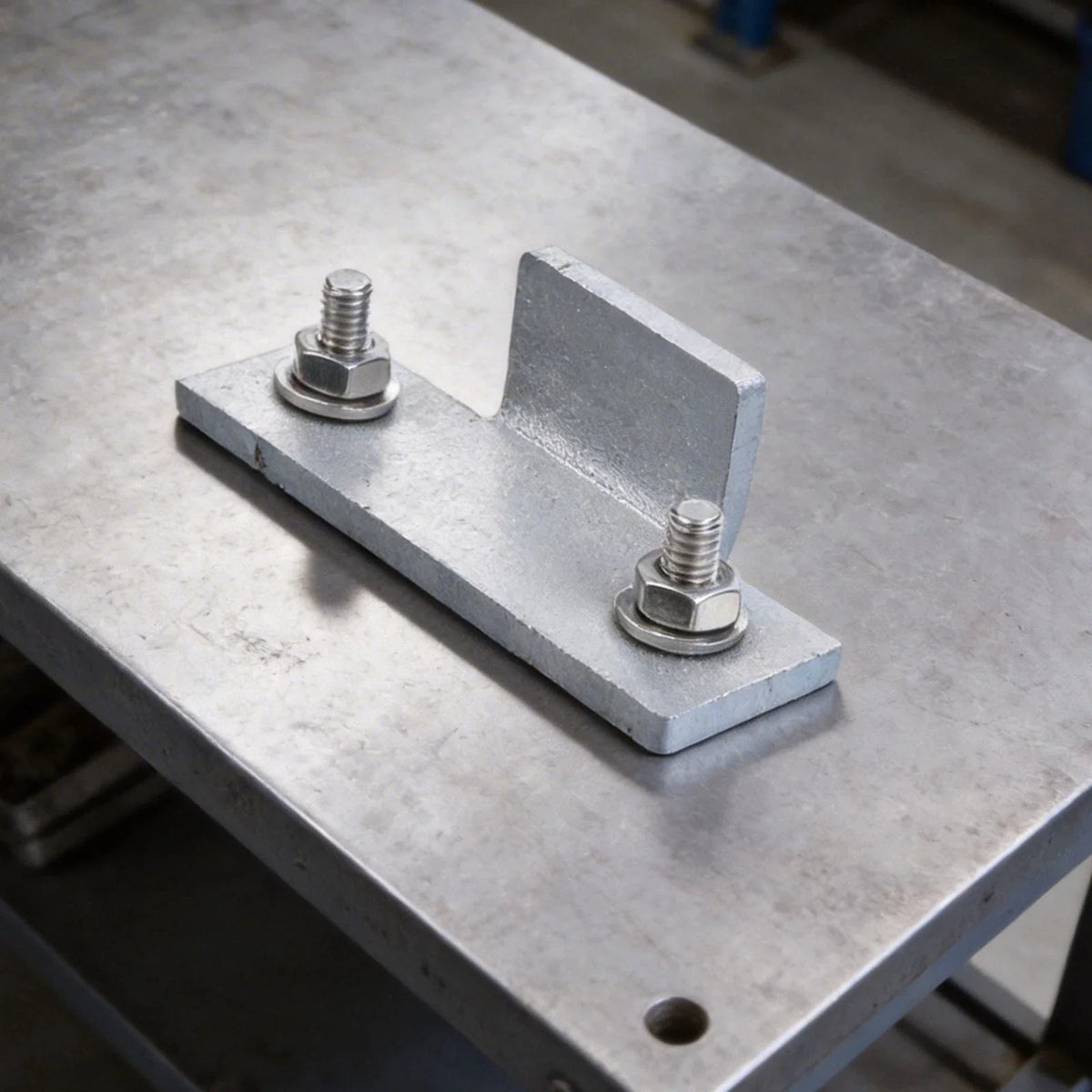 Dust Cover Hinge Kit for Technics Models (Includes Screws, Nuts, Washers)