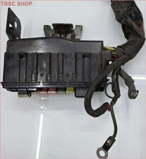 Engine Bay Fuse Box with Fuses for Ford Thunderbird Cougar (1989–1993)