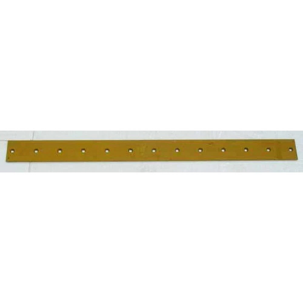 Center Cutting Edge for Case/International Harvester (13 Hole)