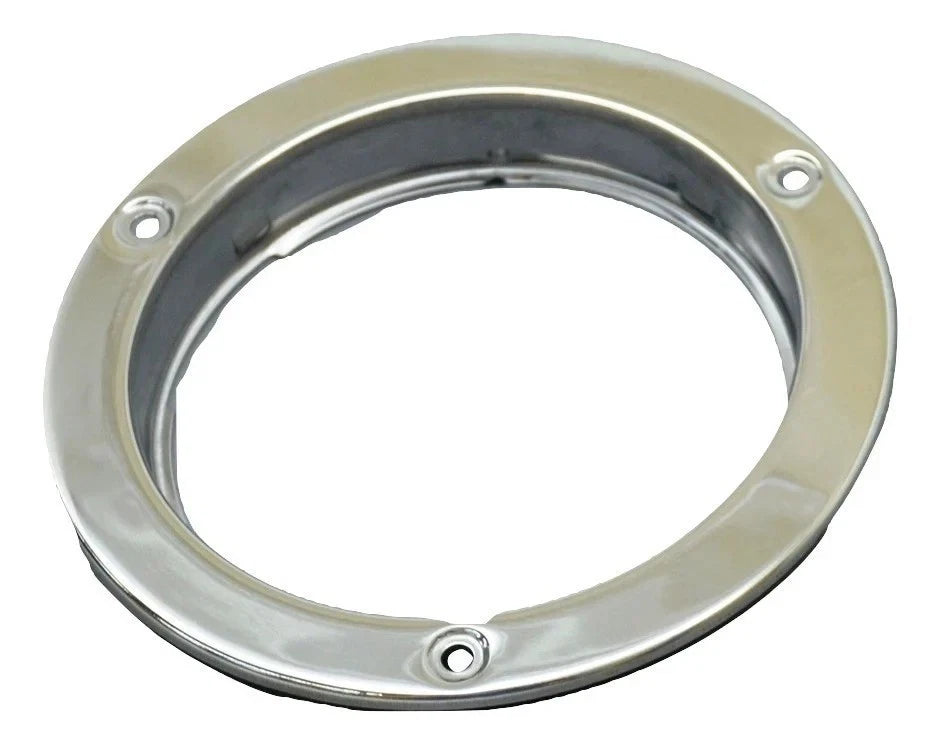 Set of 2 Round Light Bezels for Universal Vehicles (87143)