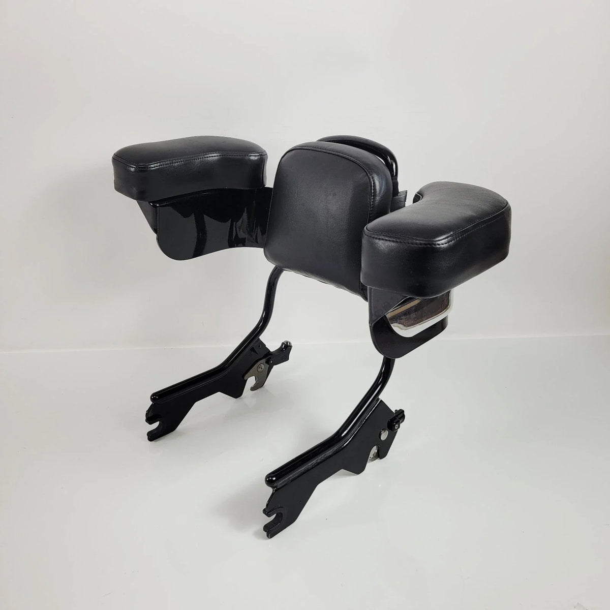 OEM Black Sissy Bar Backrest w/ Arm Rest for Harley Softail Heritage Classic (2018–2025)