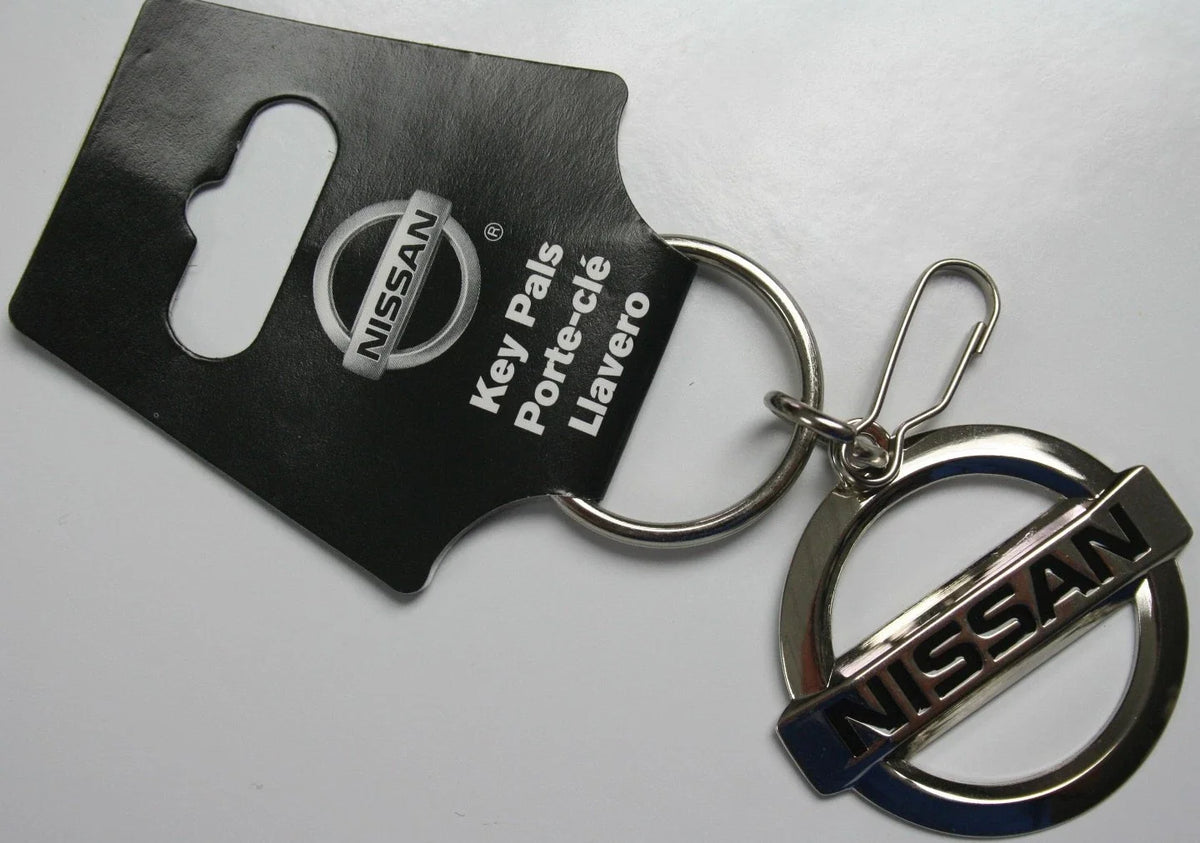 Keychain Holder Badge Clip for Nissan Frontier Titan (2000–2023)