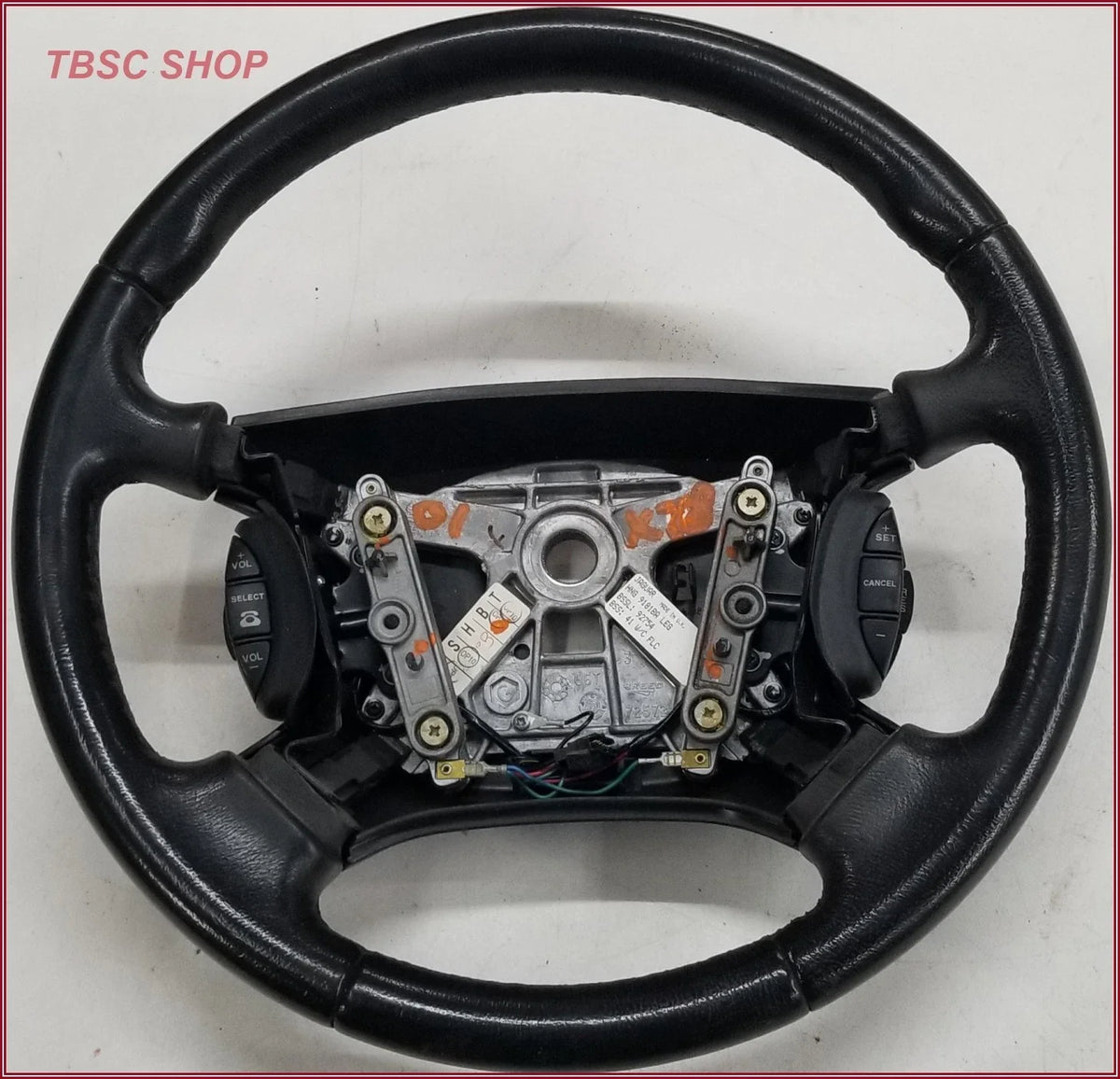 Steering Wheel with Switches for Jaguar XJ8 XJ8L (1998–2003) HNG9181