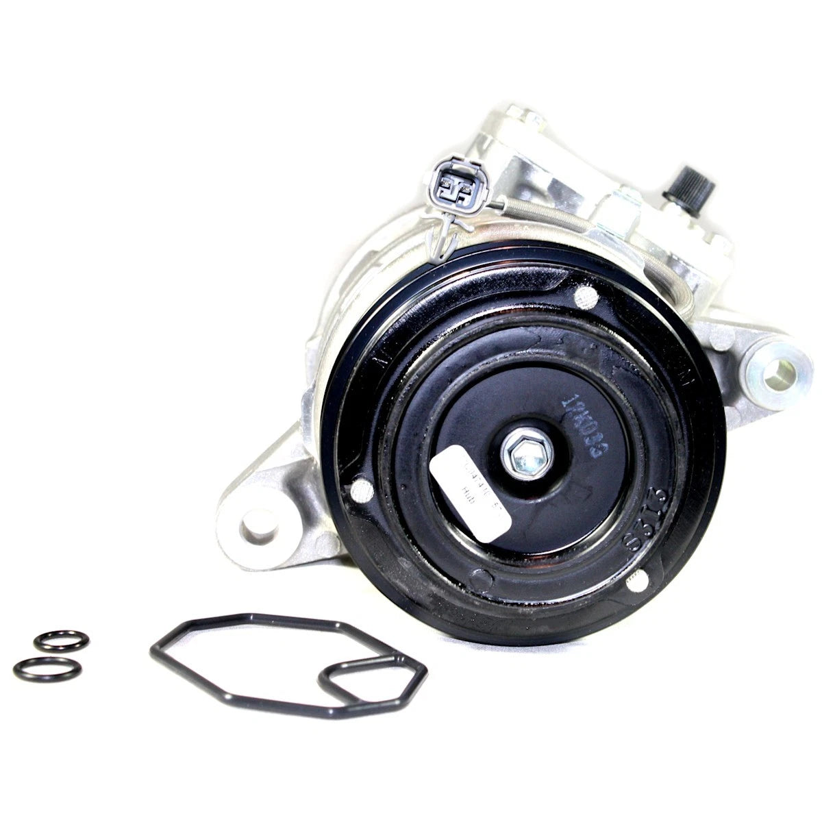 A/C Compressor with Clutch for Toyota Previa (1991–1993) 471-1301