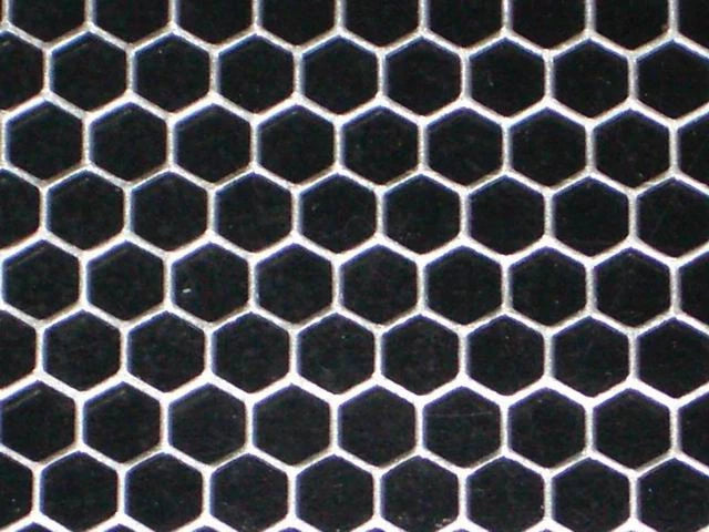 Helix Honeycomb Aluminum Mesh Sheet for Radiator Guard (18x18) 005-1803