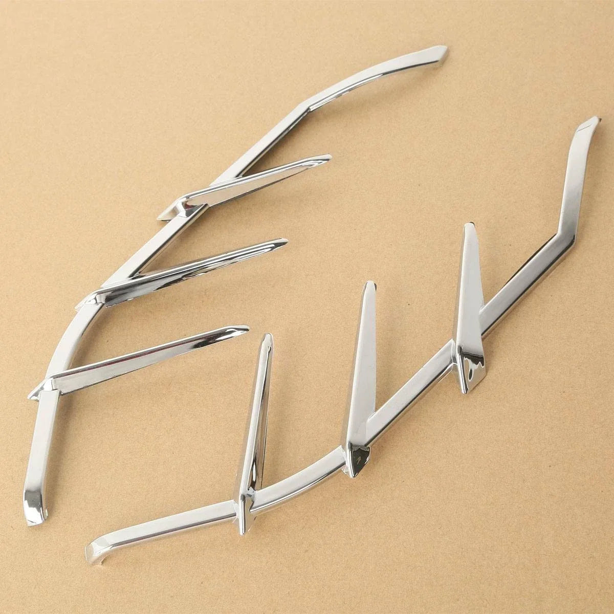 Chrome Mid-Frame Air Deflectors for Harley Touring Road King Glide (2009–2023)