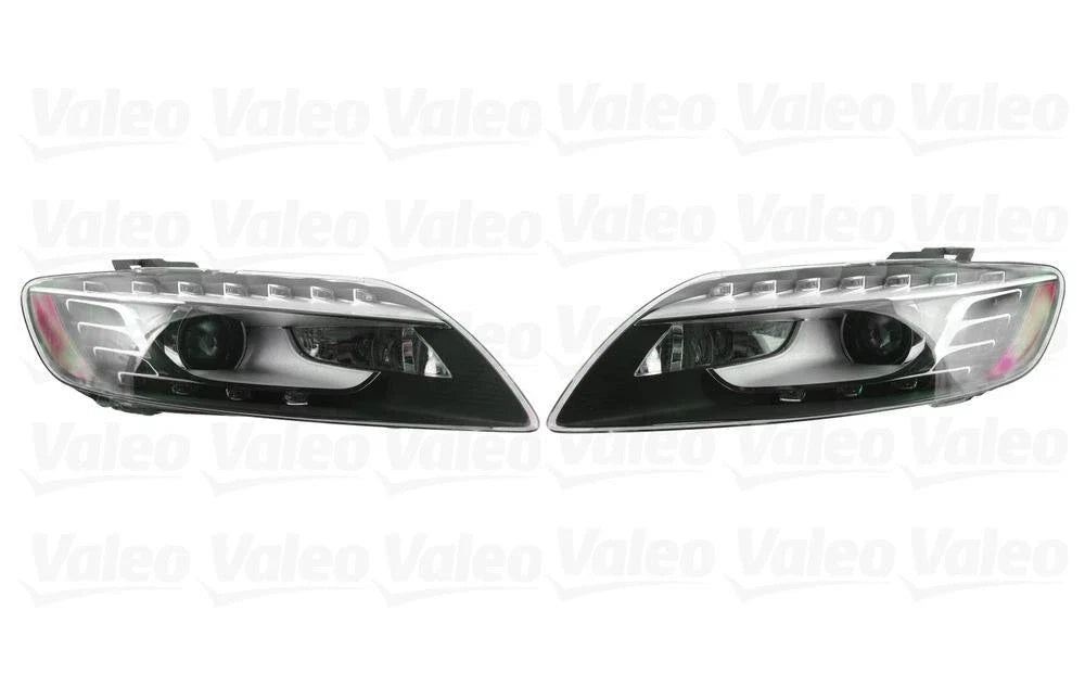 Set of 2 OEM Valeo Xenon Front Headlight Lamp Assemblies for Audi Q7 (2010–2015)