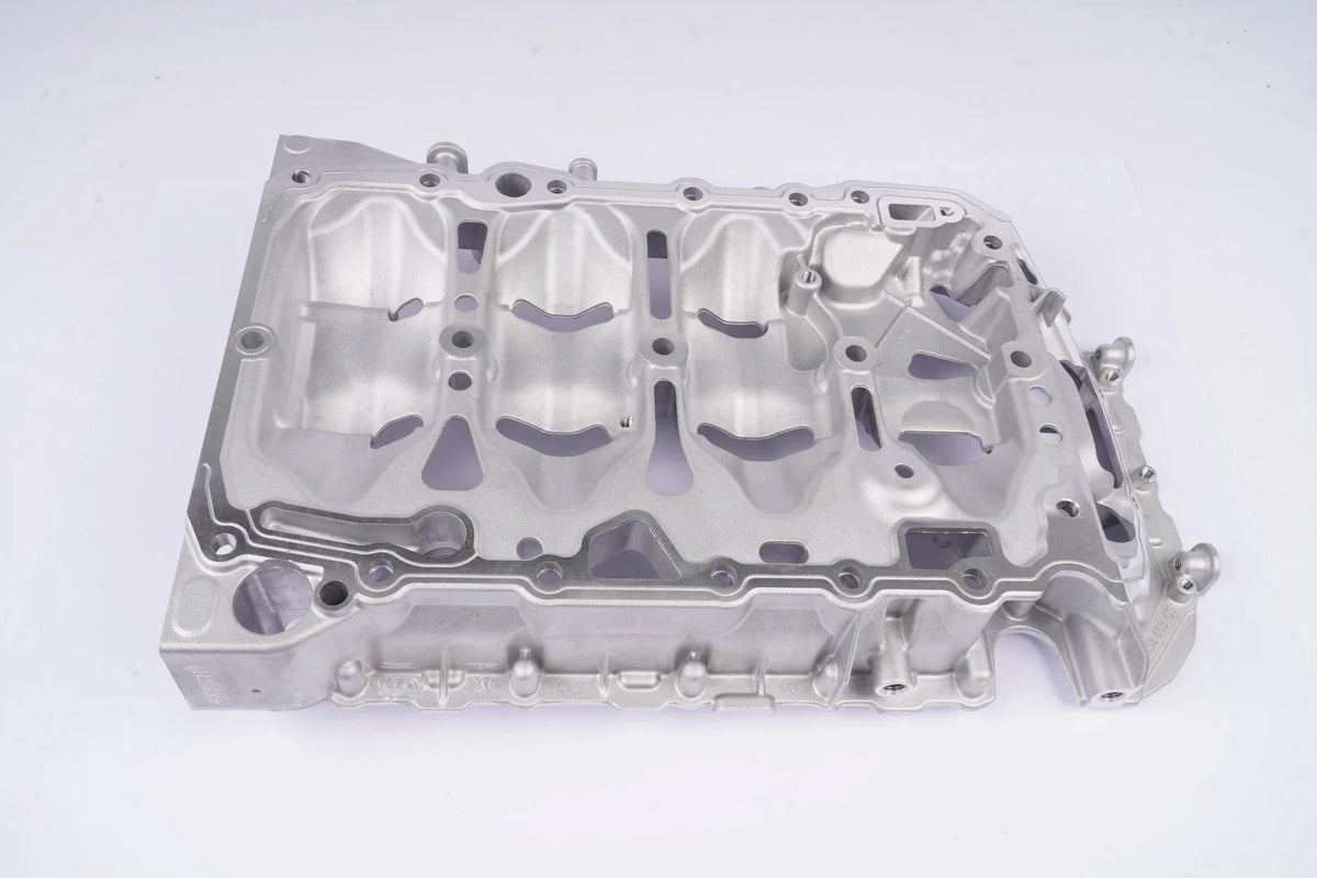 Engine Oil Sump Pan for VW Passat Tiguan Golf GTI GLI Beetle (2017–2024)