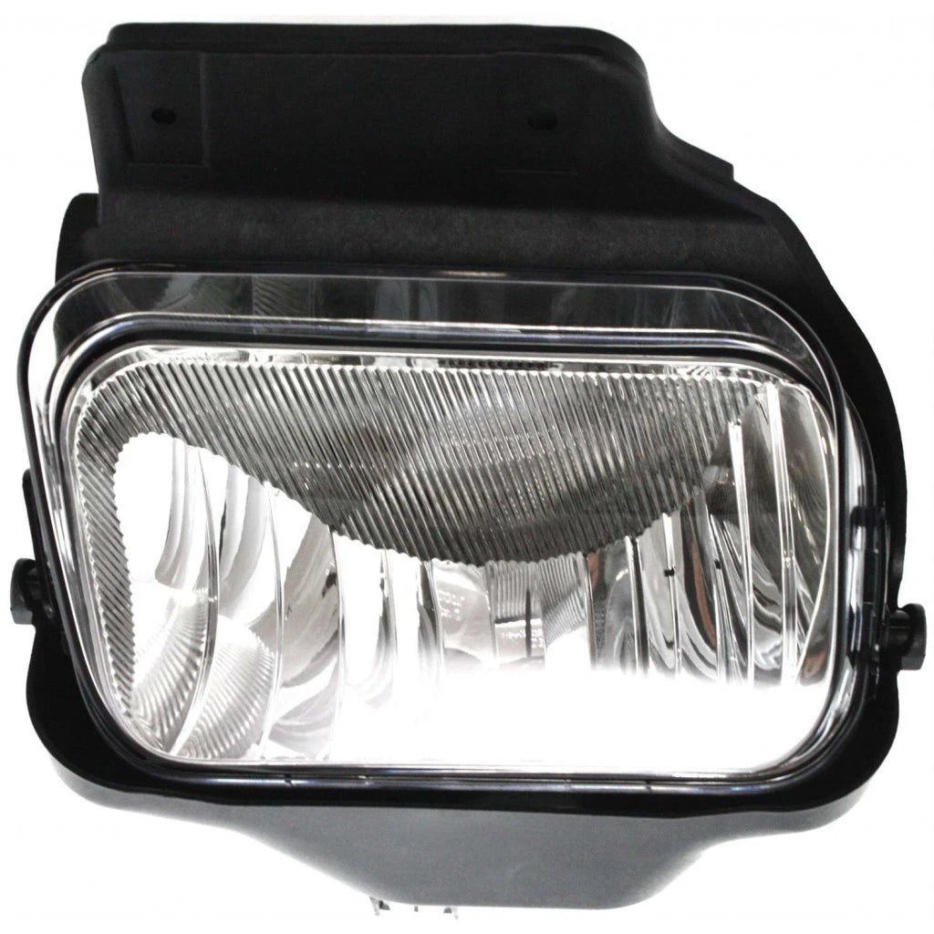 Fog Light Assembly for Chevy Silverado 1500 (2005–2006) GM2592150, CLX-M0-19-5538-90-1-CL360A2