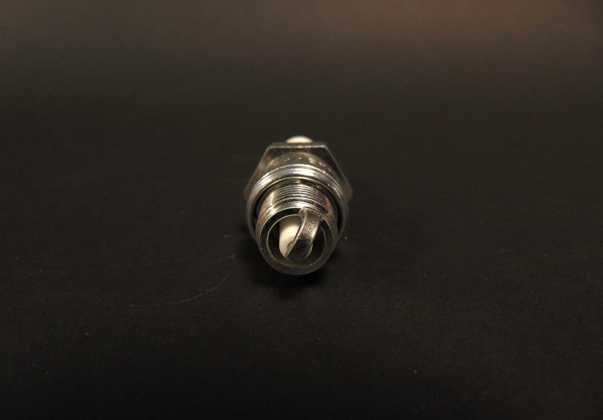 2X NGK Spark Plug BPR6HS for Snowmobile (Read Listing)