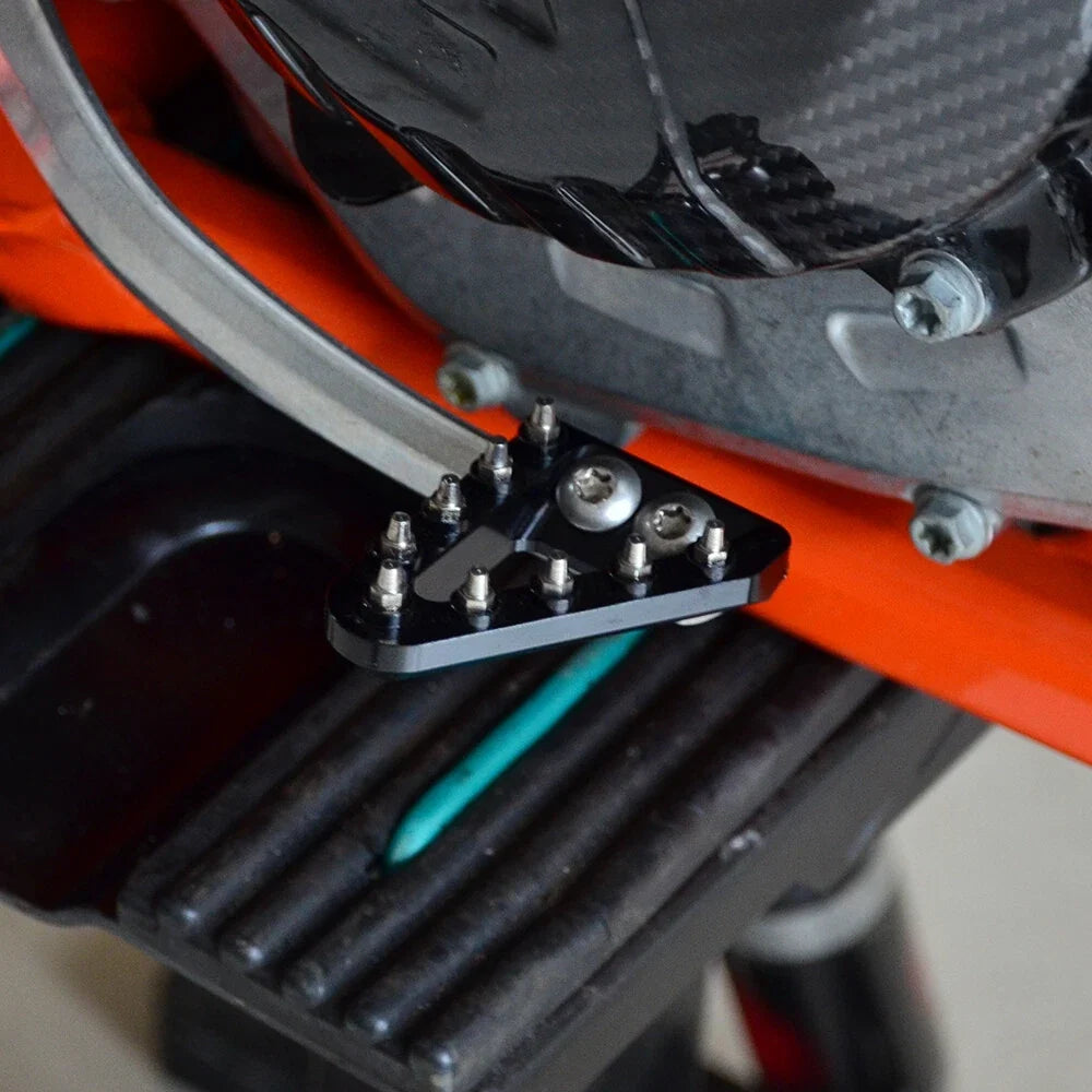 Wide Brake Pedal Tip Plate for Husqvarna TC250 TE250 TE300 FC FE (2017–2025)