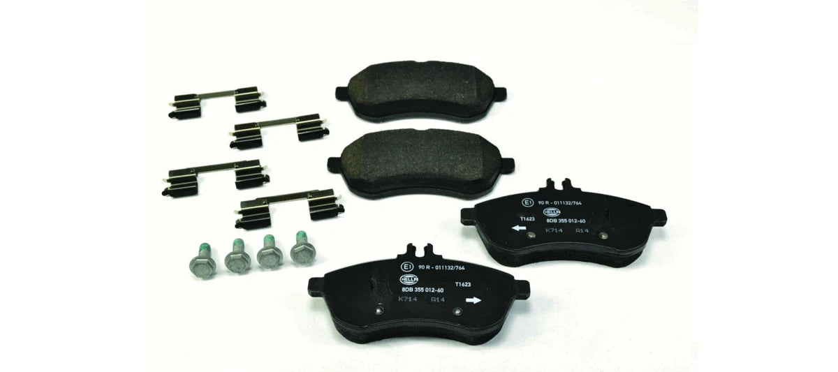 Set of 4 Front Disc Brake Pads for Mercedes-Benz C300, C250 (2015–2019)