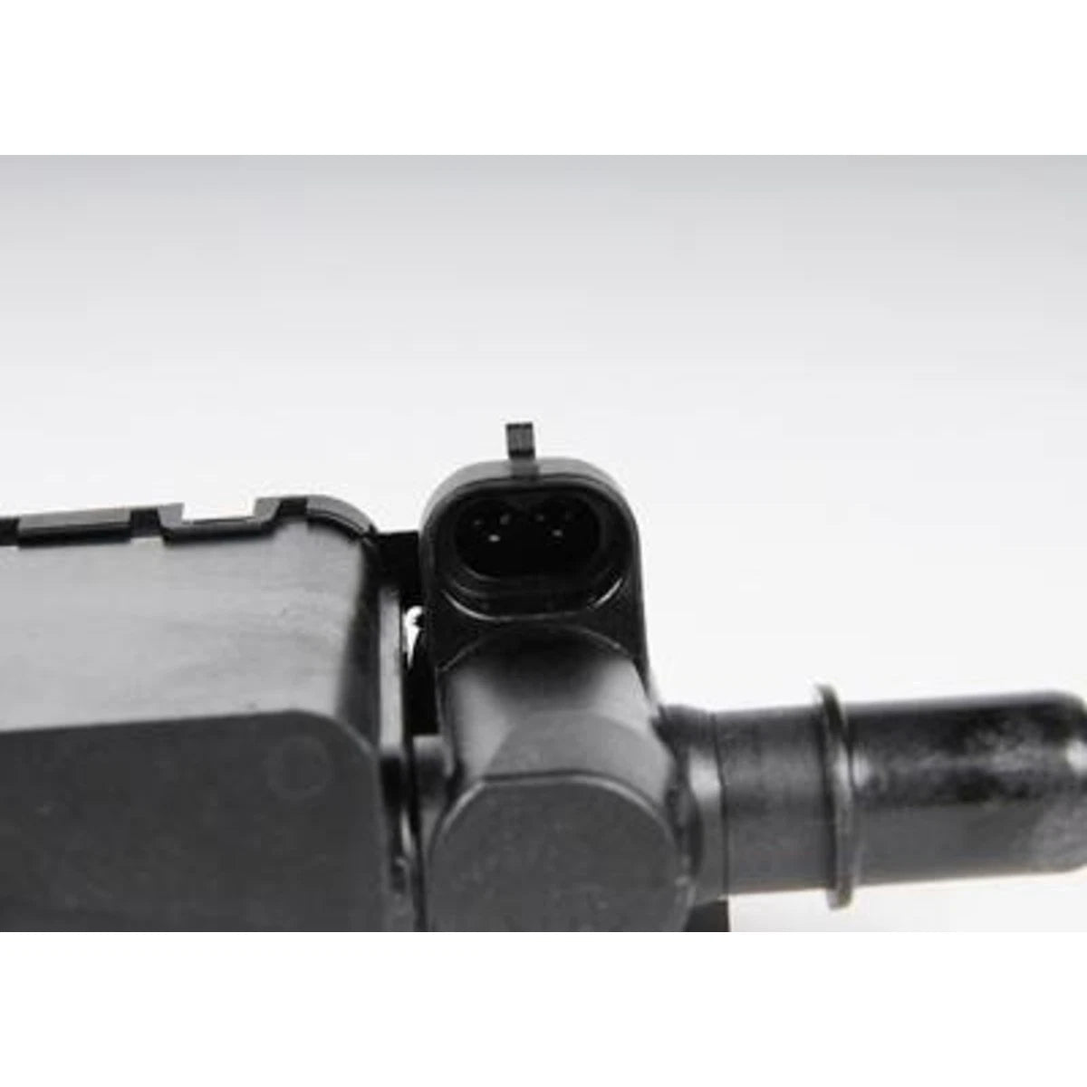 Purge Valve 25950499 for Chevrolet Trailblazer (2001–2009)