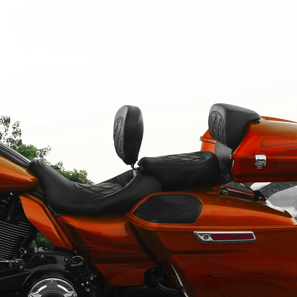 Razor Chopped Trunk Backrest Pad for Harley Road King, Street Glide (2014–2023)