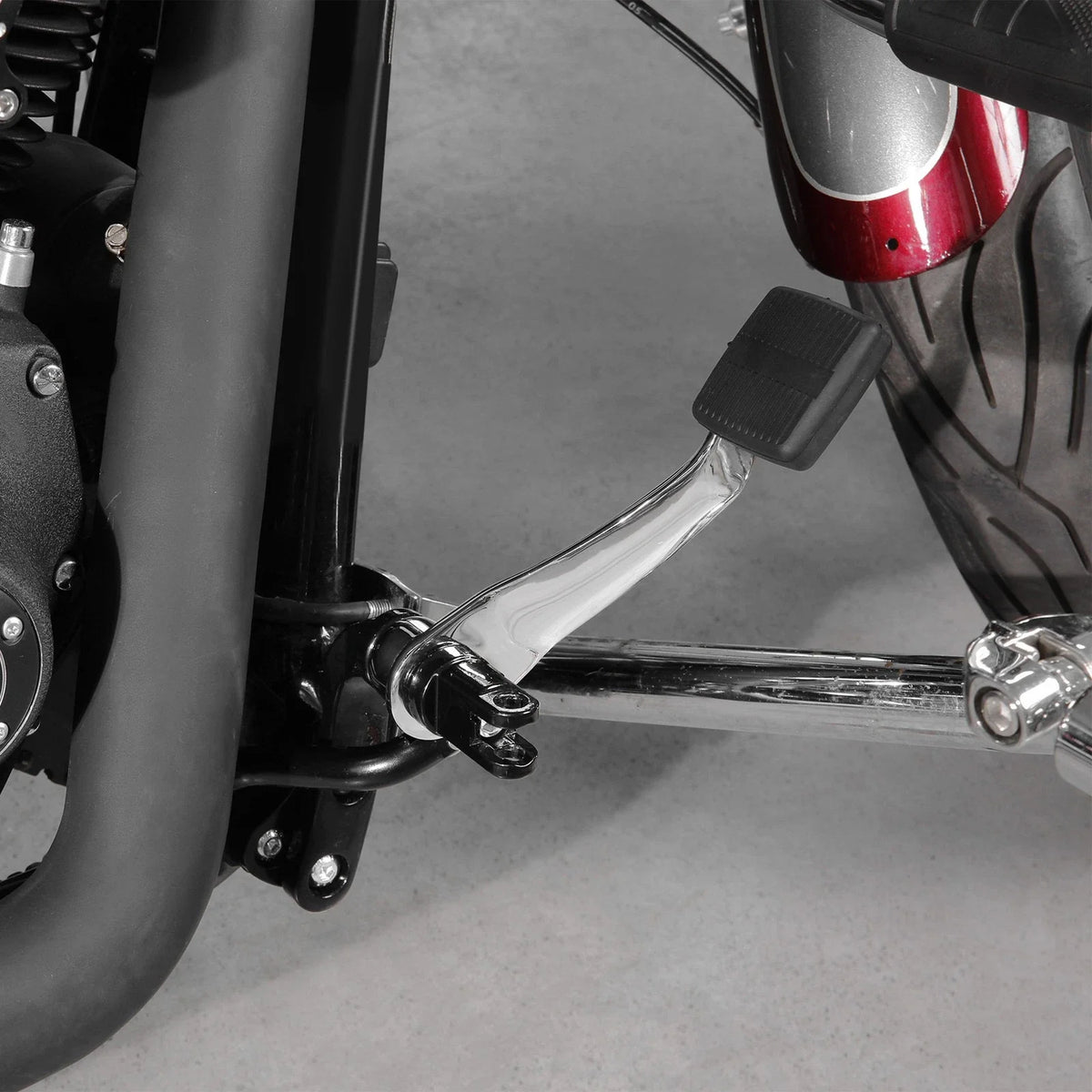 Standard Forward Control for Harley Dyna Street Fat Bob Low Rider (2006–2017)