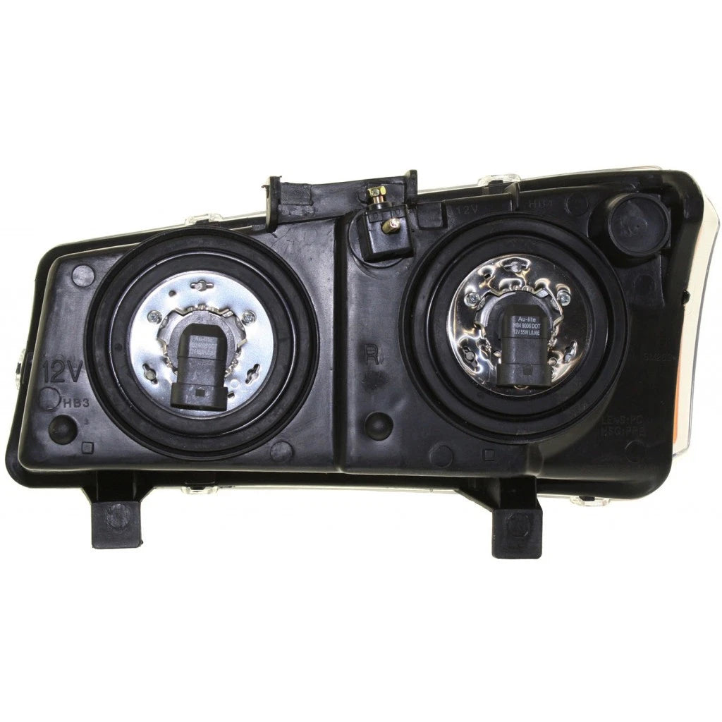 Passenger Side Headlight for Chevy Silverado 3500 (2003–2006) CLX-M1-334-1124R-AS-CL360A6, GM2503224