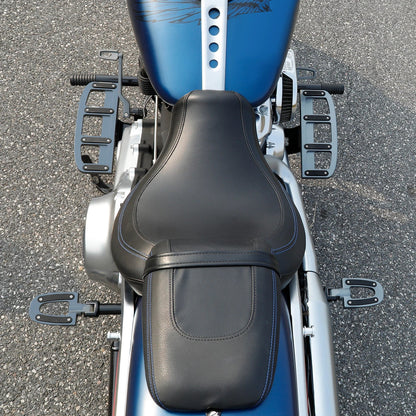 Driver Footboards & Passenger Shifter Brake Pegs for Harley Softail Fat Boy (2018–2023)