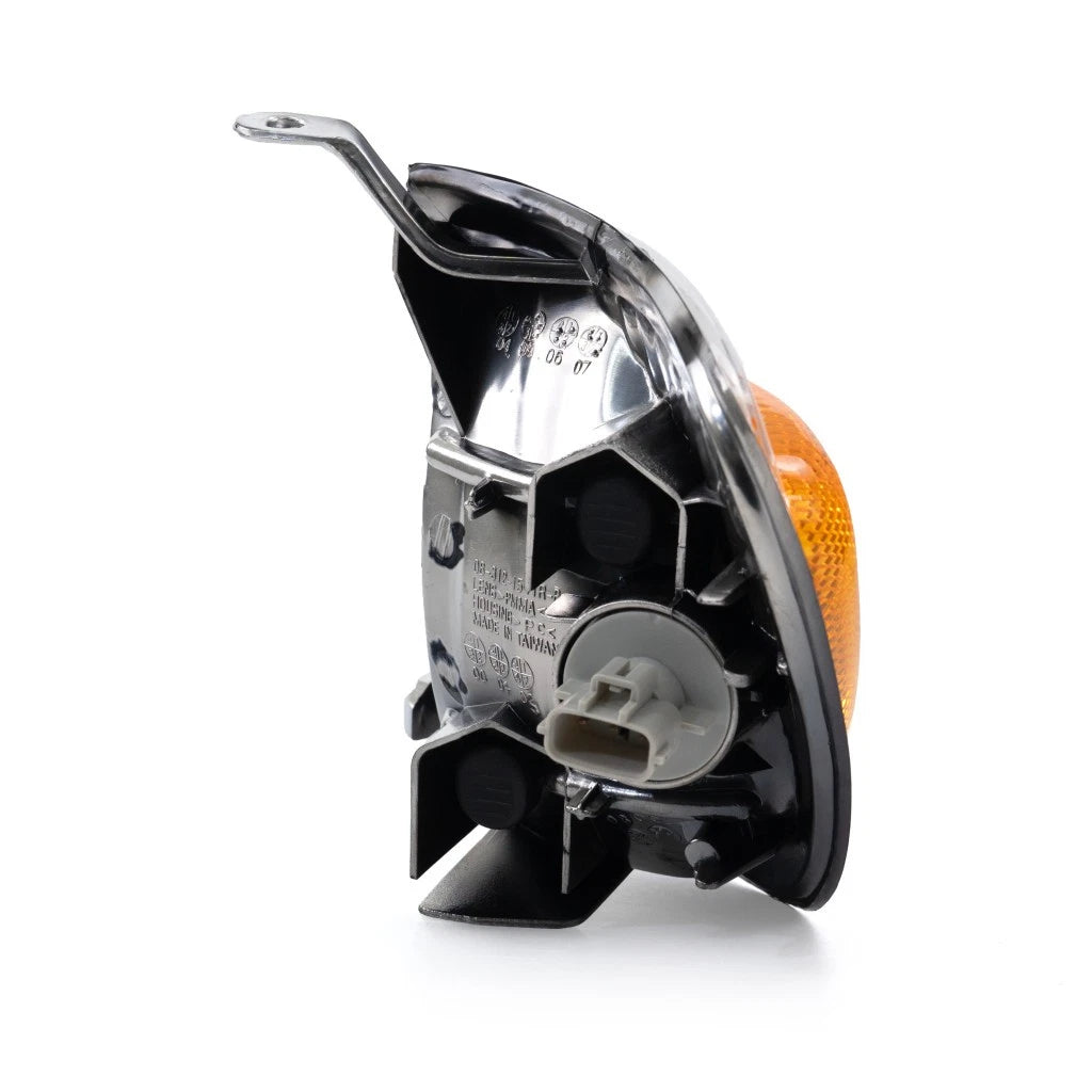 Turn Signal/Corner Light for Toyota Tundra (2000–2004) TO2531135, MLX-SHE8126-160-2-CL360A50