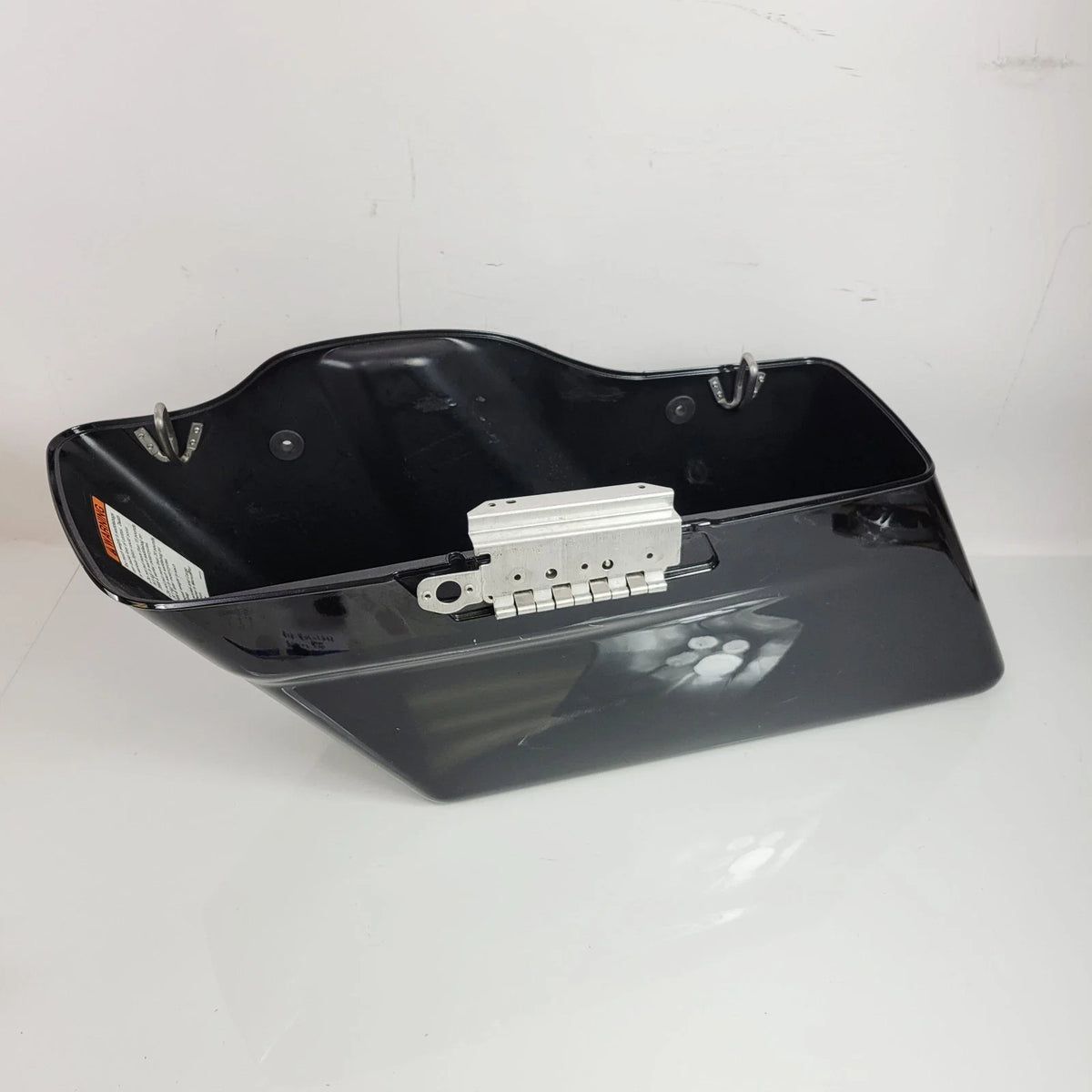 Left Saddlebag for Harley-Davidson Street Glide (2014–2023) Vivid Black