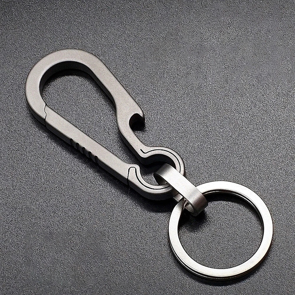 Titanium Alloy Car Keychain for Universal Use (Portable Carabiner)