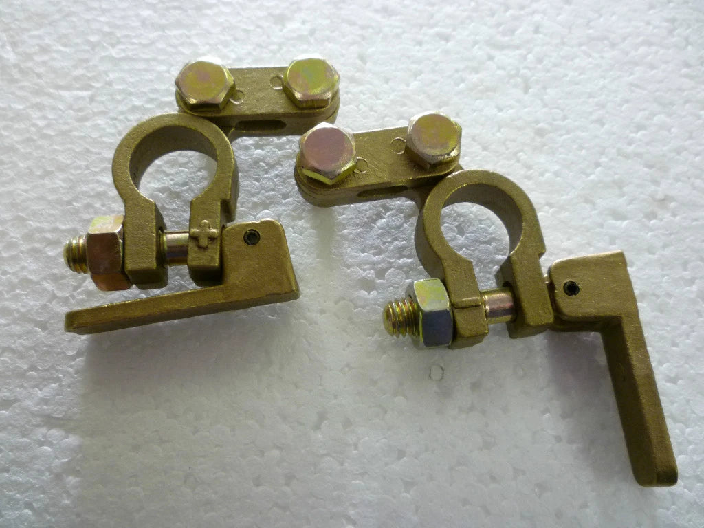 2X Quick Release Heavy Duty Car Battery Clamps for Universal Fit