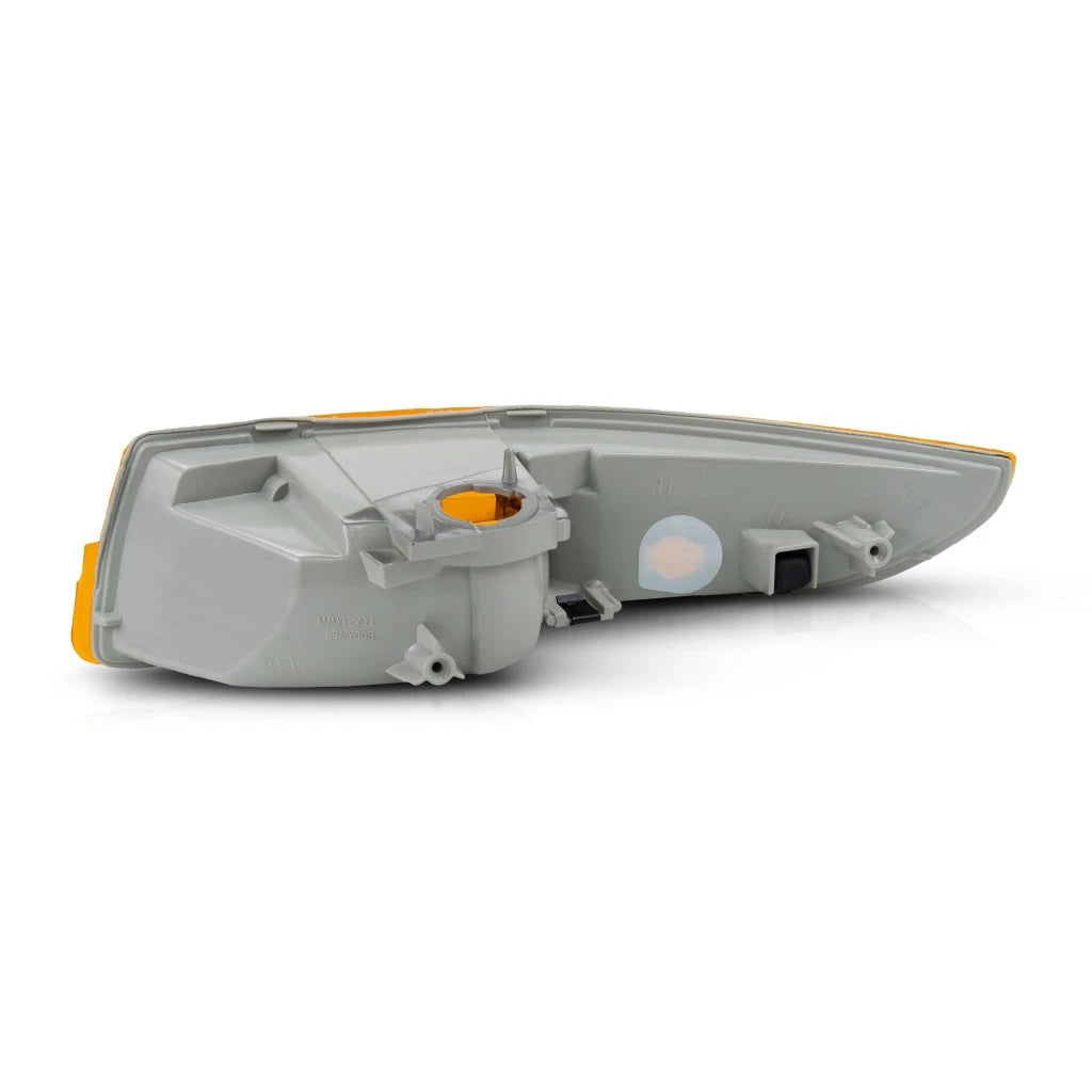 Turn Signal/Parking Light for Chevy Camaro (1999–2002) MLX-SHE700-120R-CL360A50, GM2521146