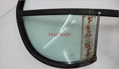 RH Rear Quarter Window Glass for Lincoln Continental (1995–2002)