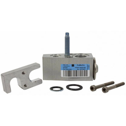 YG810 A/C Expansion Valve for Ford Mustang (2015–2020) With R-134a Refrigerant