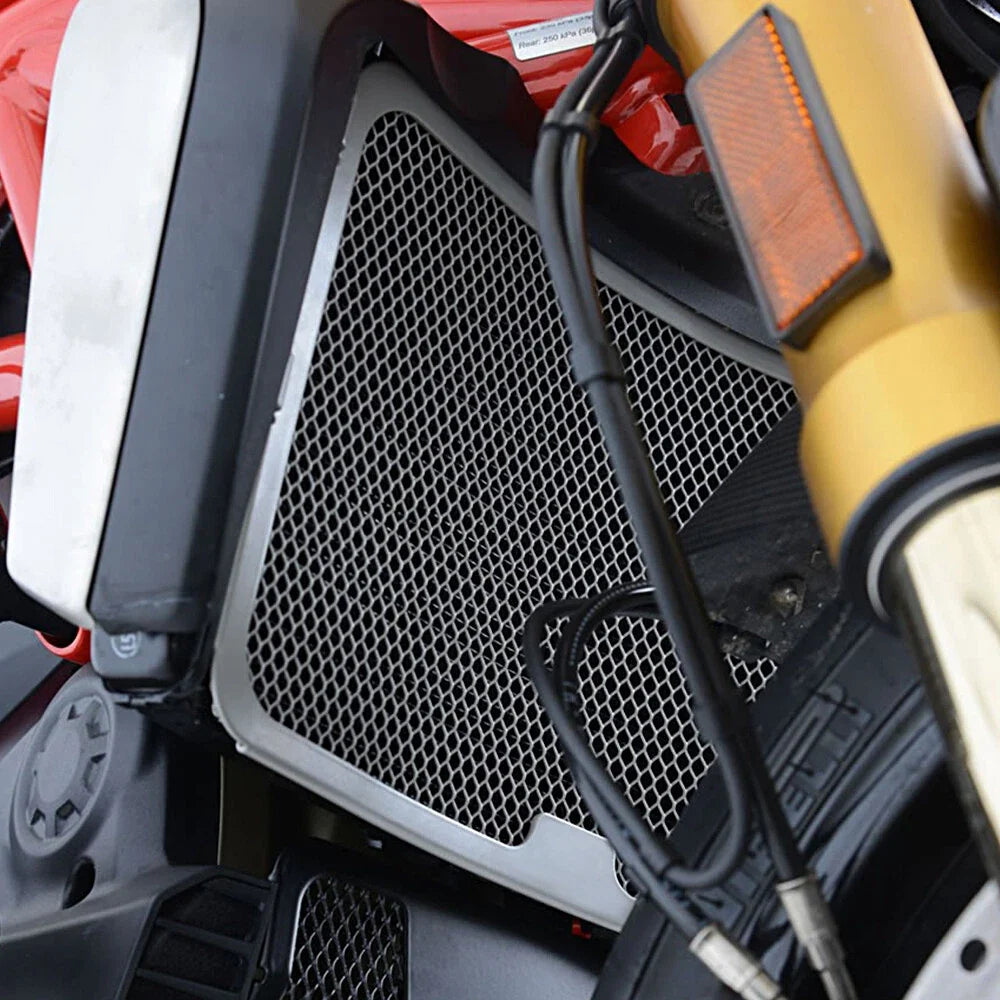 Front Radiator Guard Cover Grill Mesh Protector for Ducati Diavel 1260S (2019–2020)