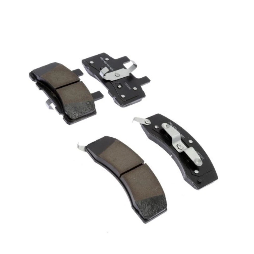 Disc Brake Pad Kit for Chevy Tahoe (1995–2000) OLX-ACD17D370CHF1-CL360A51