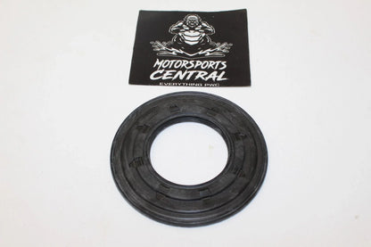 Center Crank Seal for Sea-Doo LRV (2000–2001), RX (2000–2003), XP 951 (2000–2002)