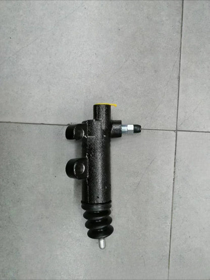 Clutch Release Cylinder for Toyota Land Cruiser FJ80/HDJ80 (1989–1998)