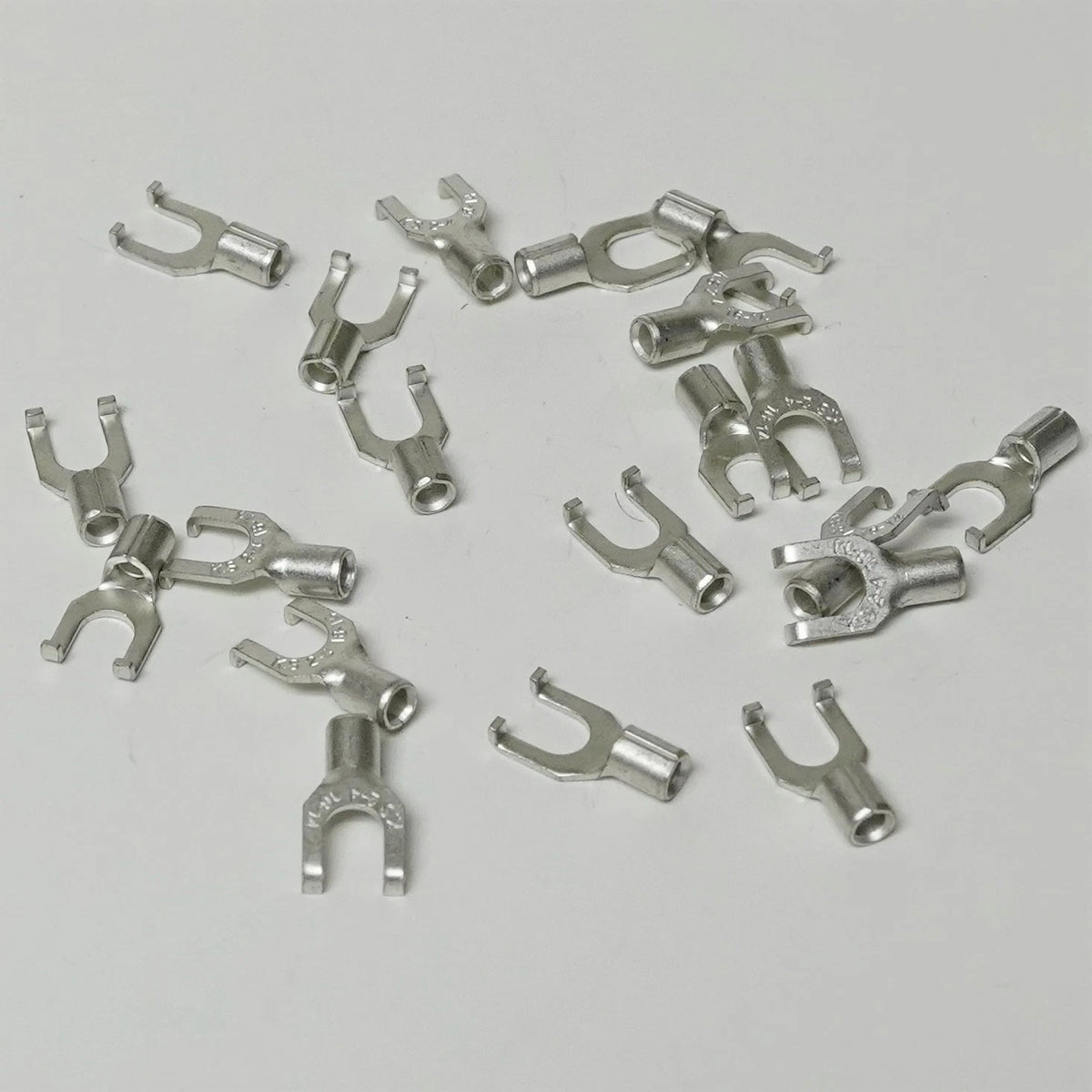 Non-Insulated Flange Spade Terminal Connector for 16-14 Wire #8 Stud