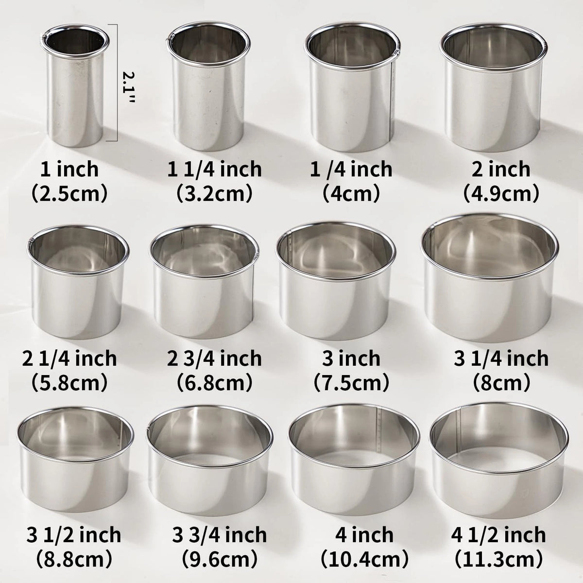 Set of 12 Stainless Steel Biscuit Cutters, Round 4.72" - Silver