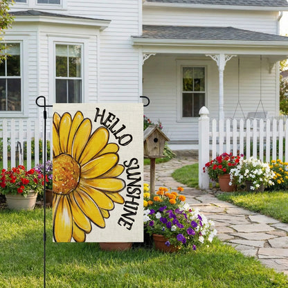 Summer Garden Flag for CROWNED BEAUTY (12x18 Inch, Off White)