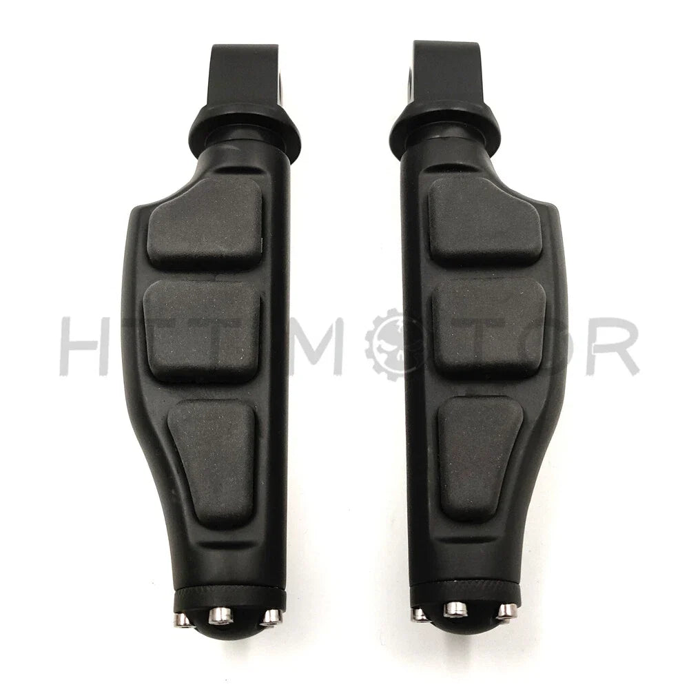 Black Flat Wing Footpegs for Harley Softail Slim FLSL Breakout FXB (2018–2023)