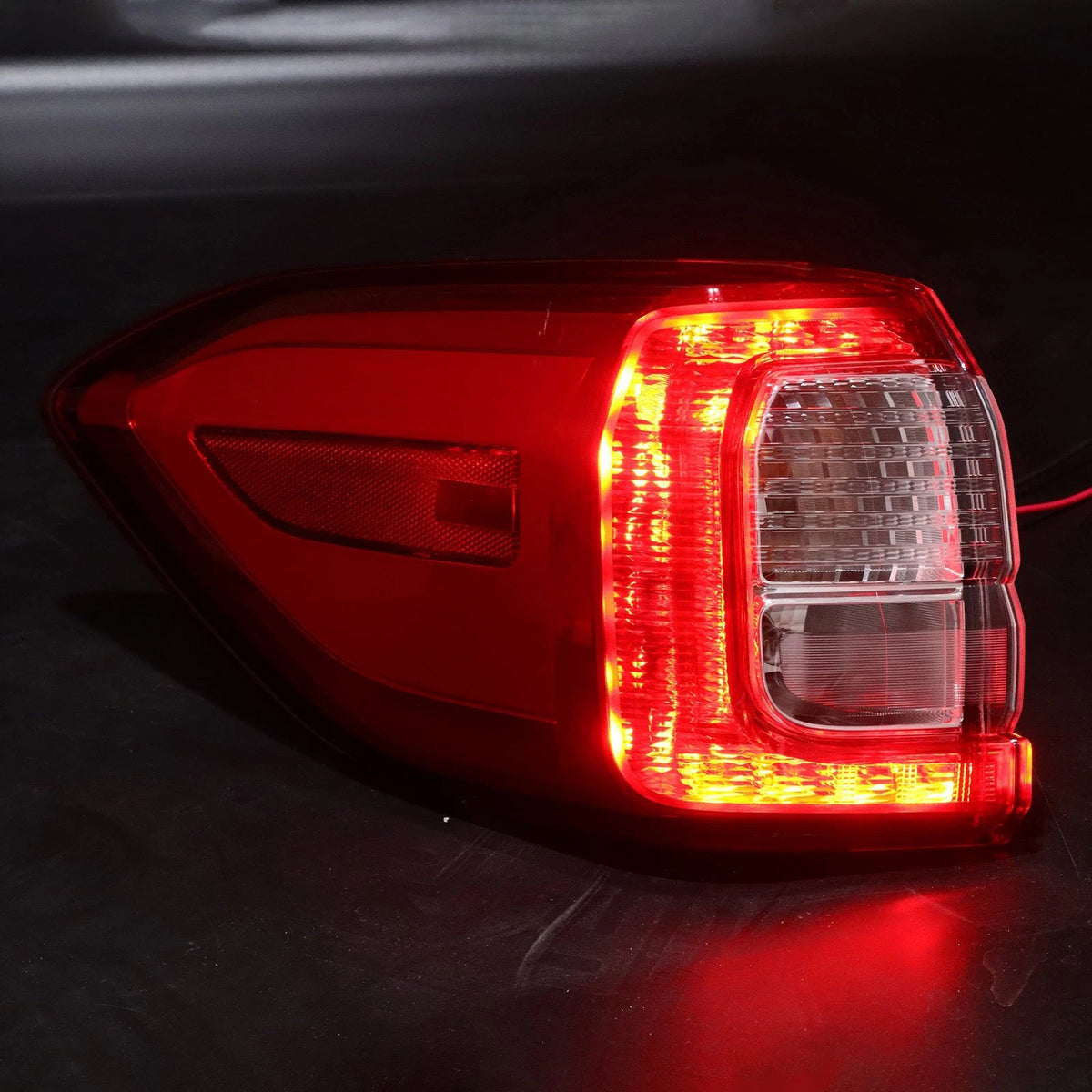 Set of 2 LED Rear Outer Tail Lights for Subaru Ascent (2019–2025) 84201XC01B 84201XC00B