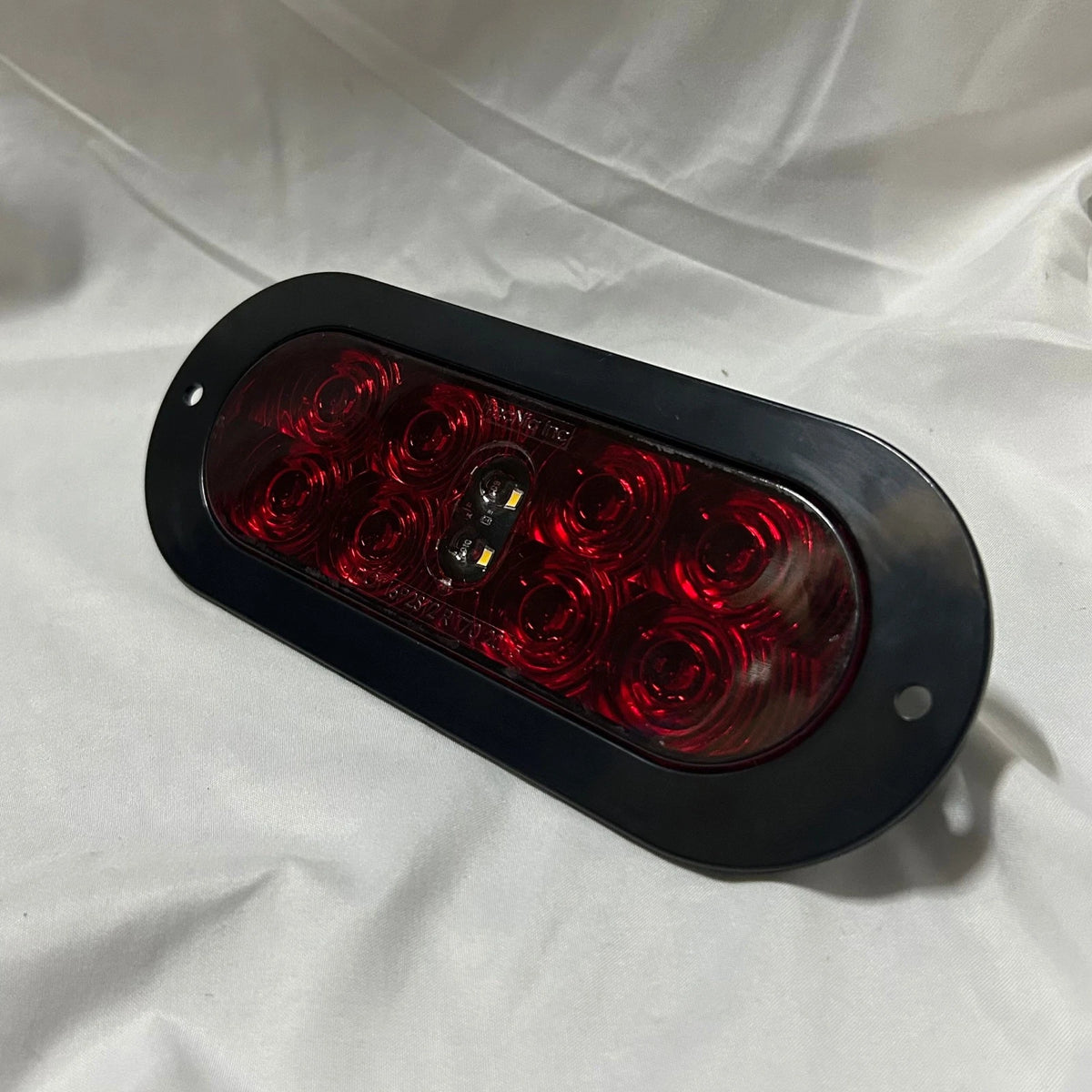 6" Oval Red Lens Stop/Turn Flange with Amp Connectors for Tecniq (T70-RWFA-1)
