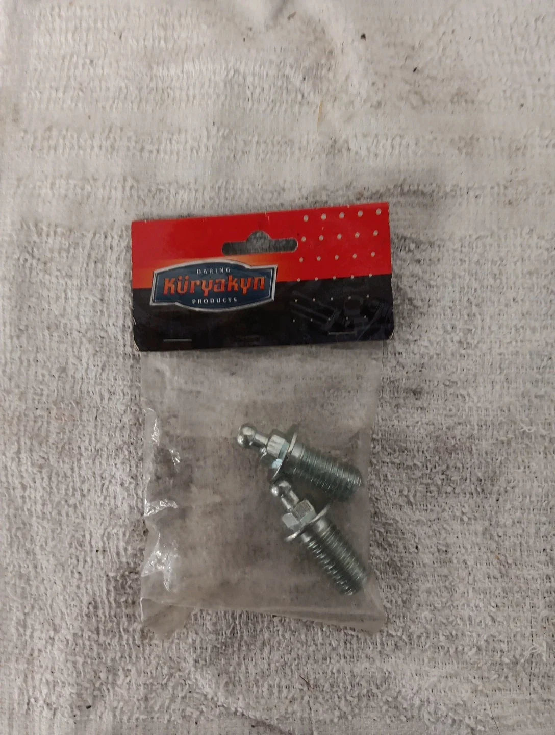Kuryakyn TC Style Breather Bolts for Harley Sportster (EVO, 9927)