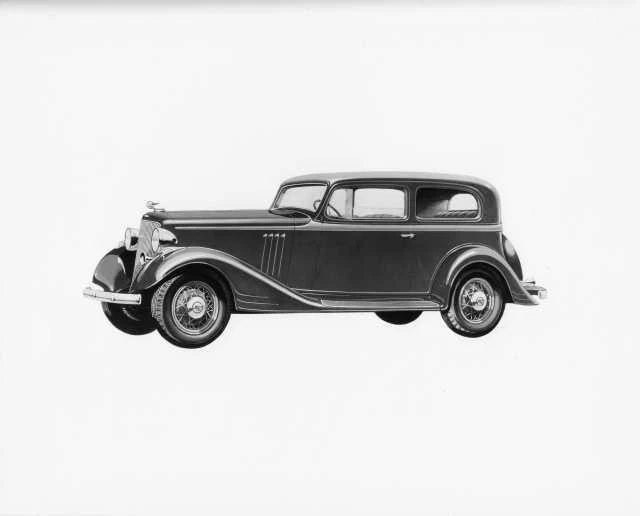 Press Photo for 1933 Pontiac Straight Eight Two-Door Sedan