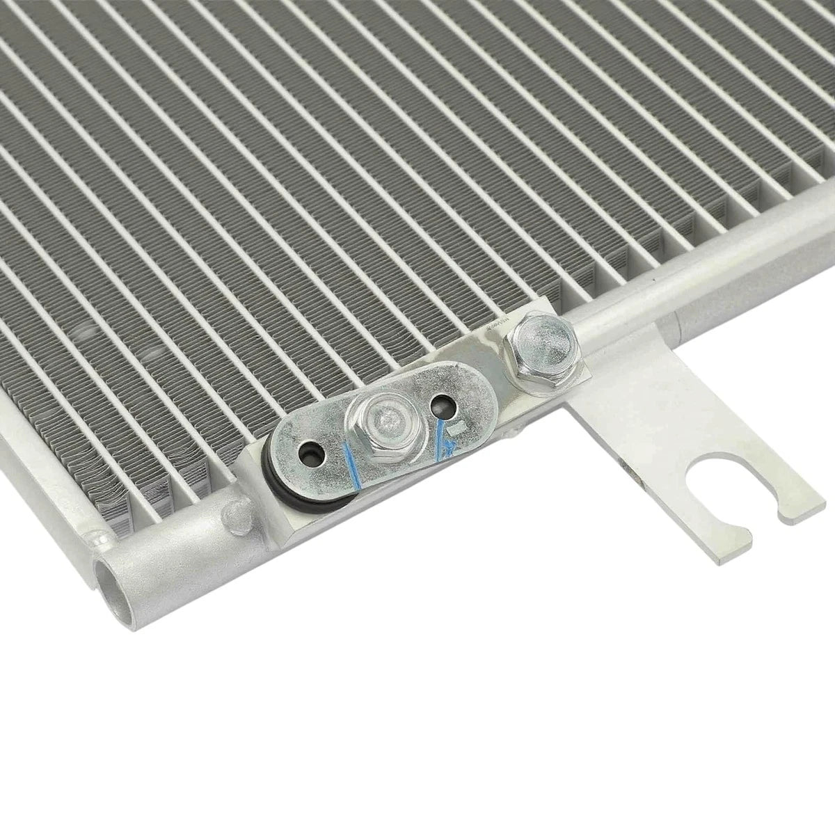 A/C Condenser for Nissan Frontier, Xterra (2003–2004) 18055656, 3100, CN3100PFC