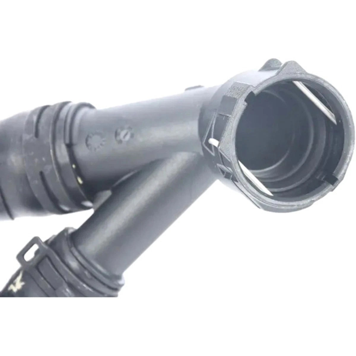Upper Radiator Hose for Volkswagen Golf Alltrack (2015–2019) 5Q0122101GN