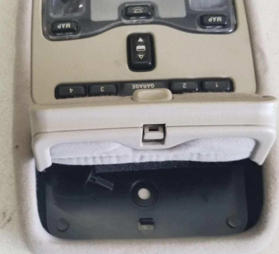 Overhead Dome Light Console for Jaguar XJ8 XJR VDP (1998–2003) AGD